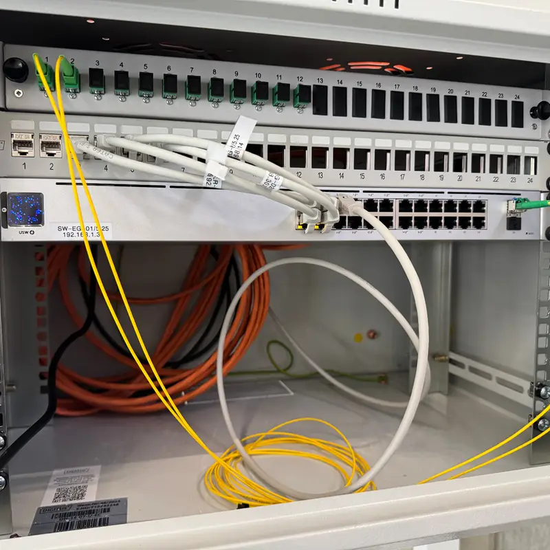 Professionelle Netzwerk-Verkabelung und Installation